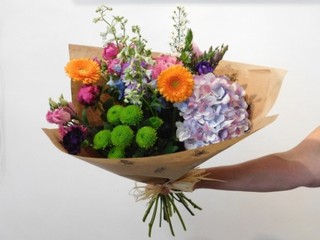 The Florist Bee Bouquet