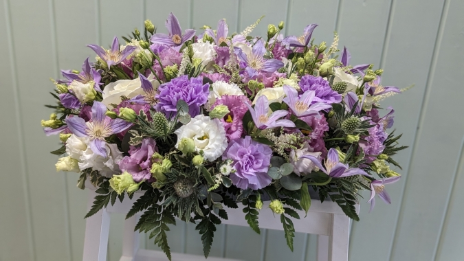Lilacs Posy Pad
